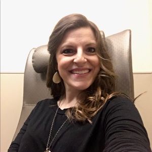 Meet your Posher, Leanne